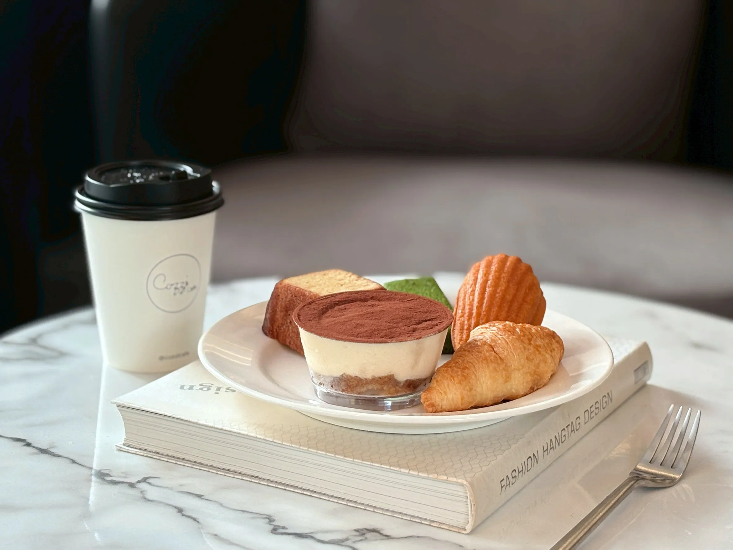 Cozzi Caf&eacute; 甜點專案