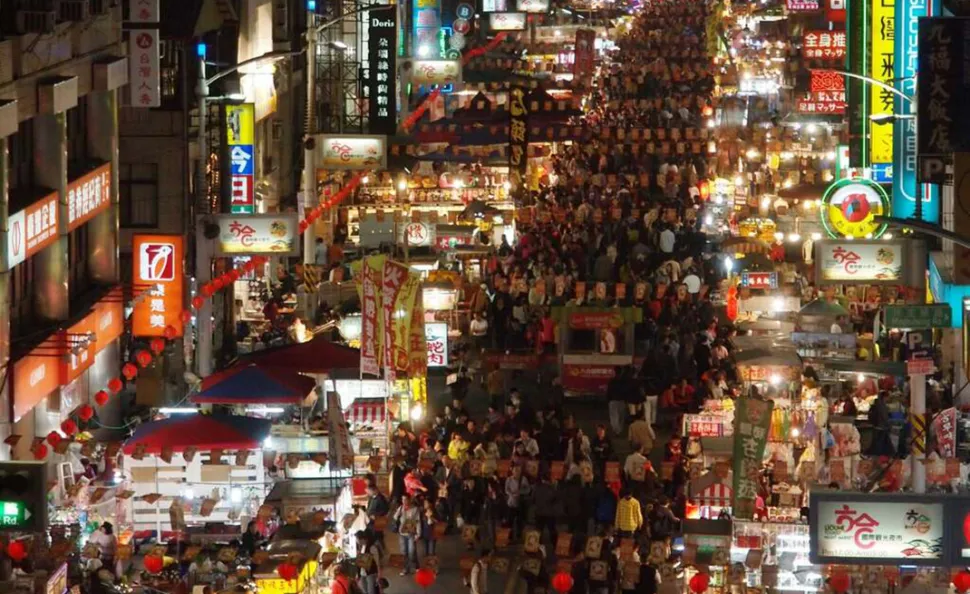 HOTEL COZZI和逸飯店│官網最優惠│線上快速訂房