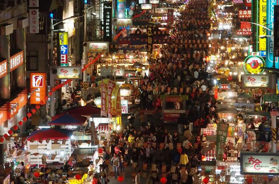 HOTEL COZZI和逸飯店│官網最優惠│線上快速訂房