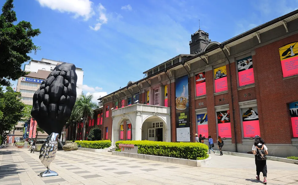 HOTEL COZZI和逸飯店│官網最優惠│線上快速訂房