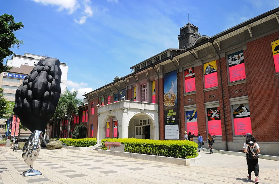 HOTEL COZZI和逸飯店│官網最優惠│線上快速訂房